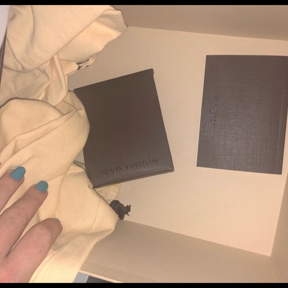 LV *RARE* AUTHENTIC SNEAKERS‼️🤩 - Picture 10 of 10